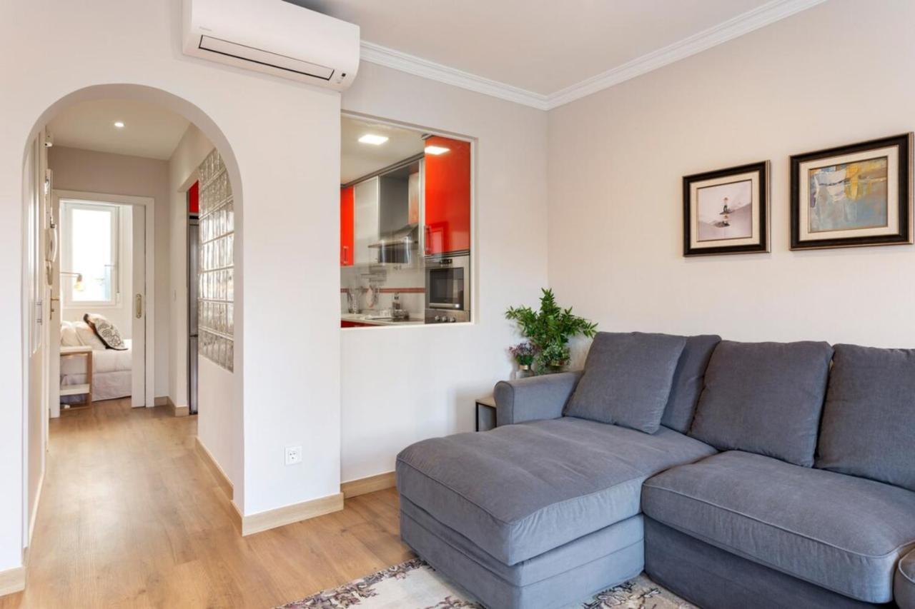 Elegant 1 Bedroom Apartment In The Heart Of Centro มาดริด ภายนอก รูปภาพ