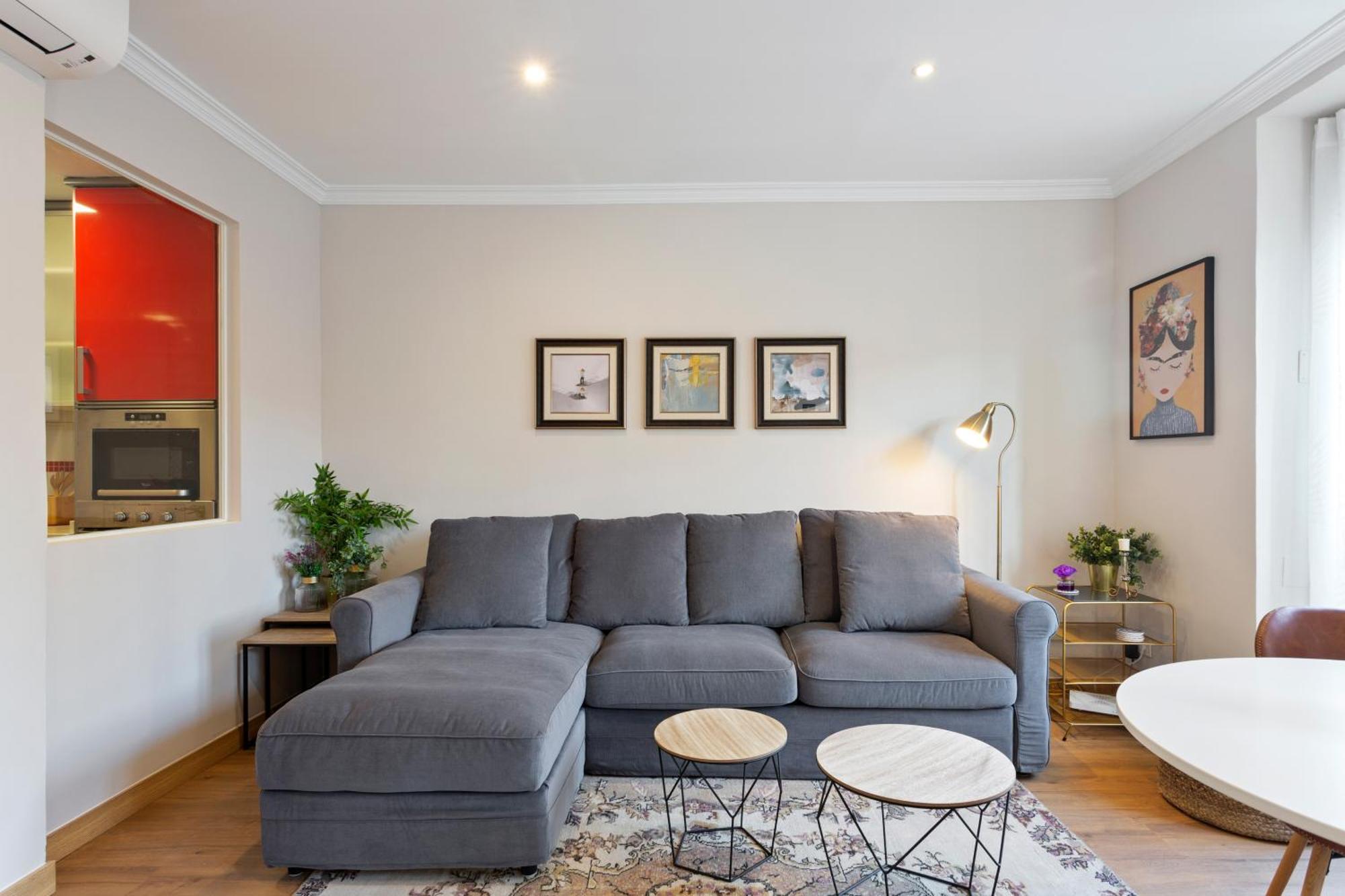 Elegant 1 Bedroom Apartment In The Heart Of Centro มาดริด ภายนอก รูปภาพ