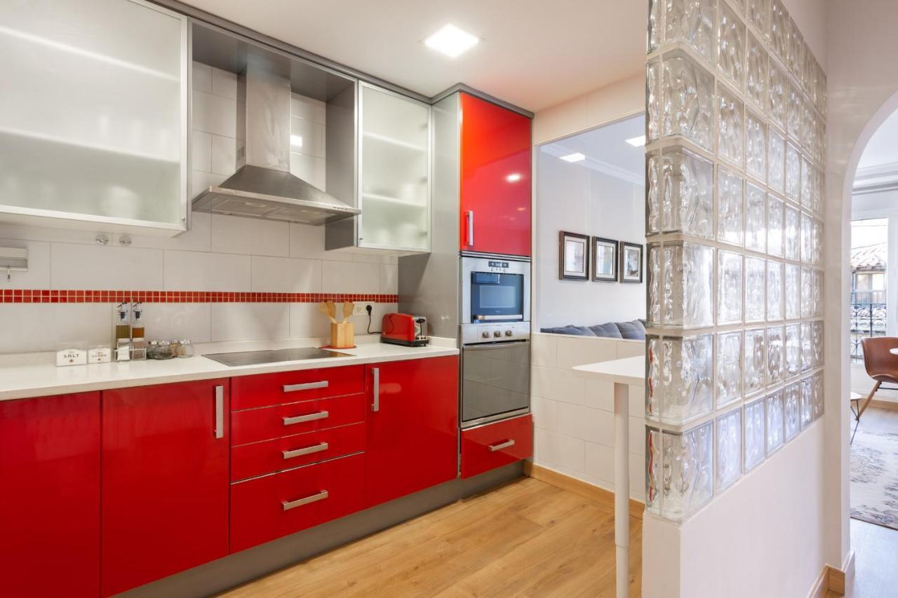 Elegant 1 Bedroom Apartment In The Heart Of Centro มาดริด ภายนอก รูปภาพ